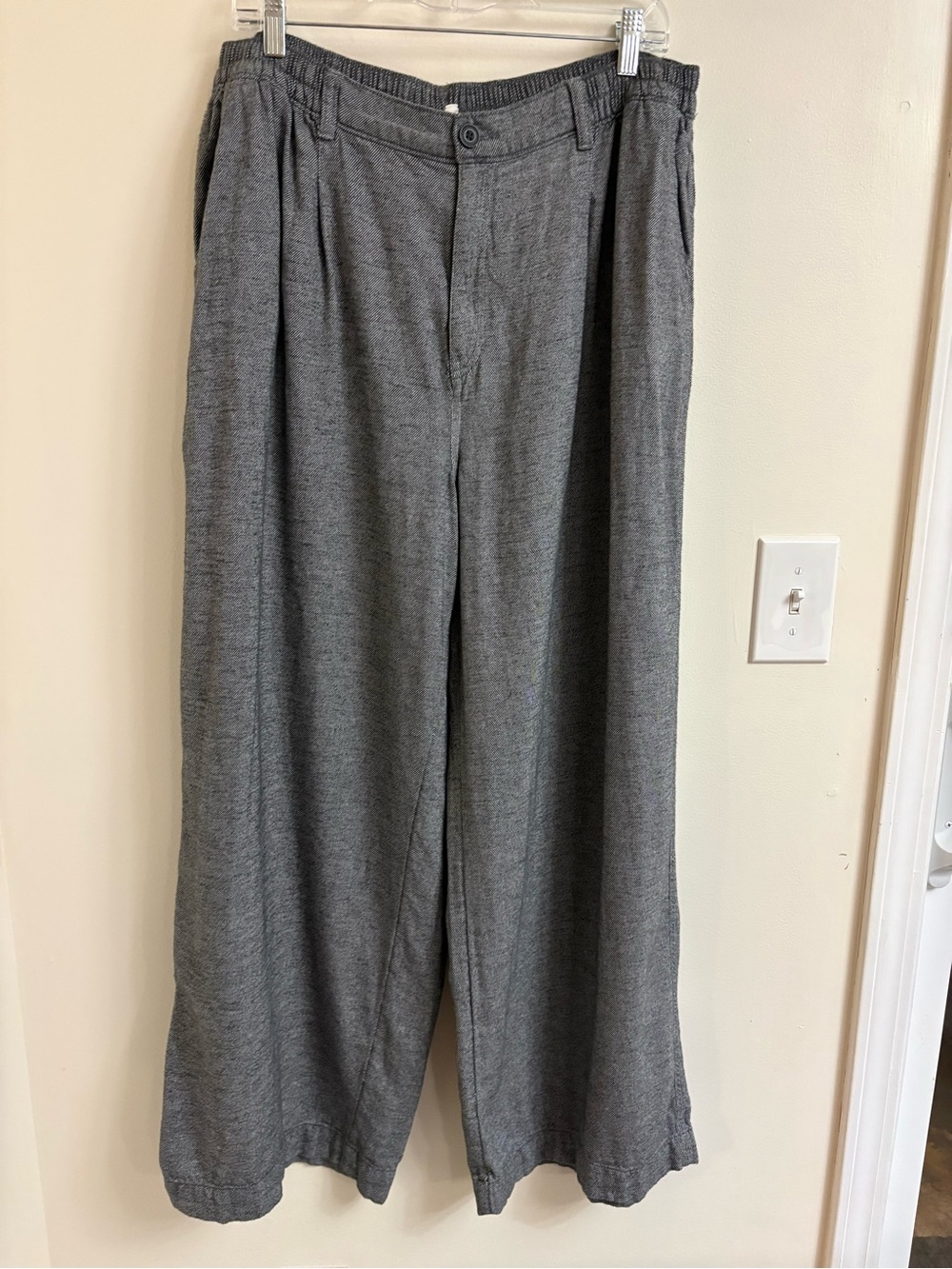 Aerie Anytime High Waisted Trouser Smoked Gray Wide Leg Pleated Pants Size XL